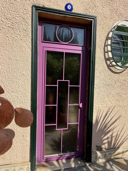 Remplacement de porte bicolore sur mesure pour maison à Nice 